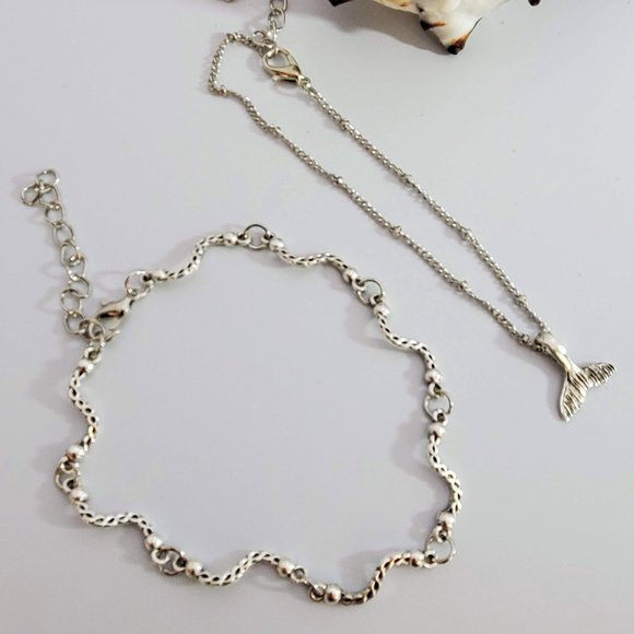 Mermaid Tail & Wave Anklet Set - Picture 3 of 5